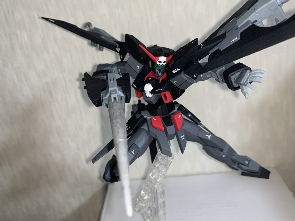 武装は少ないもののトリッキーなものが多くてポージングが楽しい( ´・∀・`)b