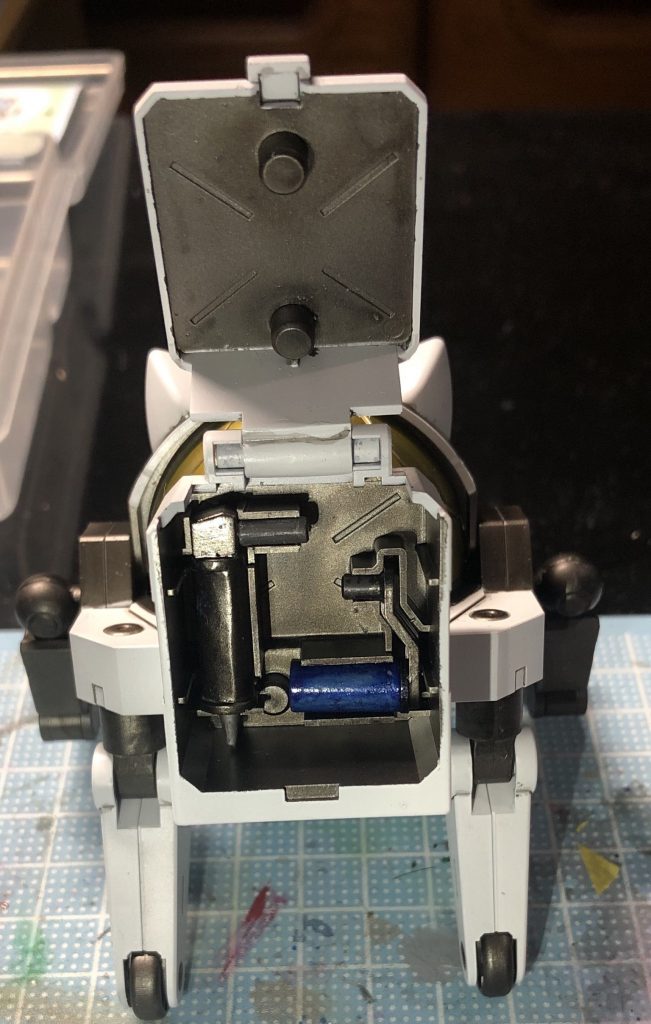 背部のコンテナもしっかり塗り分け