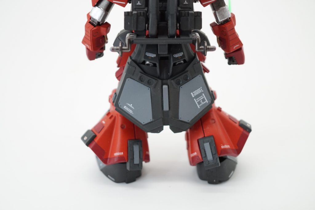 ほとんど見えないですが、リアスカートも1.7倍くらいに延長してます。上手く作れたと思うとともに、リアがしっかりしてるとドッシリ感が増しますね