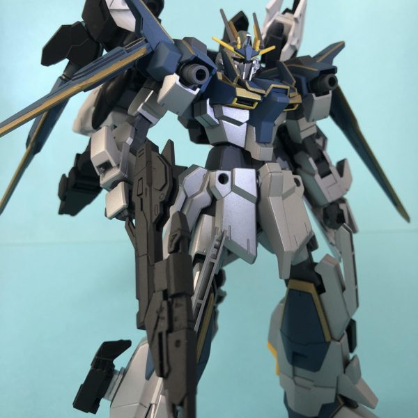 アイジングガンダム・ライトニングバース