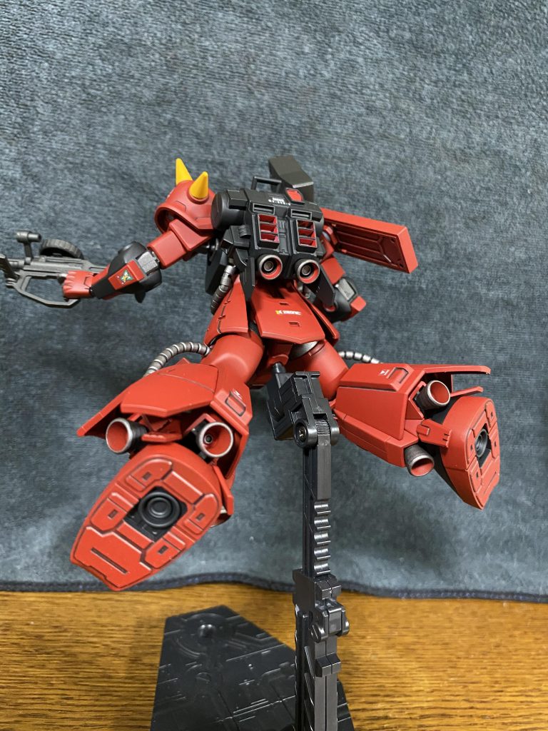 高機動型ザクは、このアングルが1番イケてる感じがします！