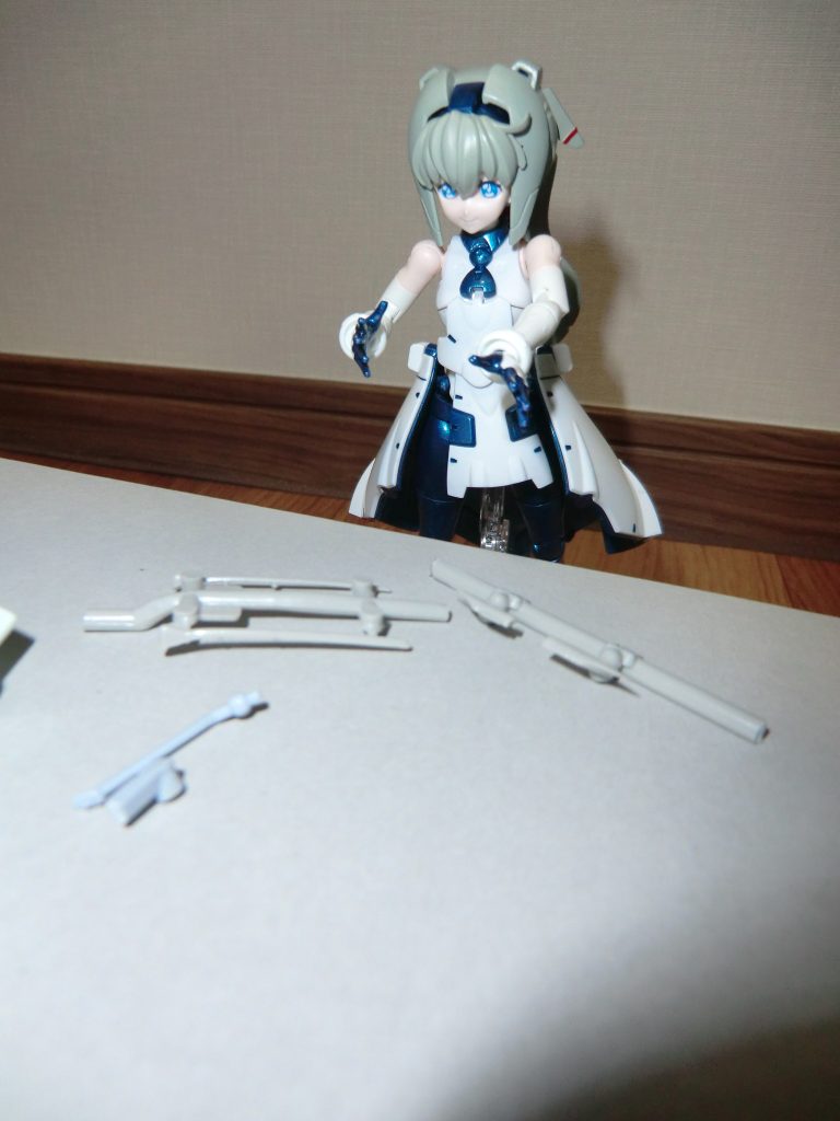 後はいろいろとジャンク部品をかき集めて、キットに付けました。