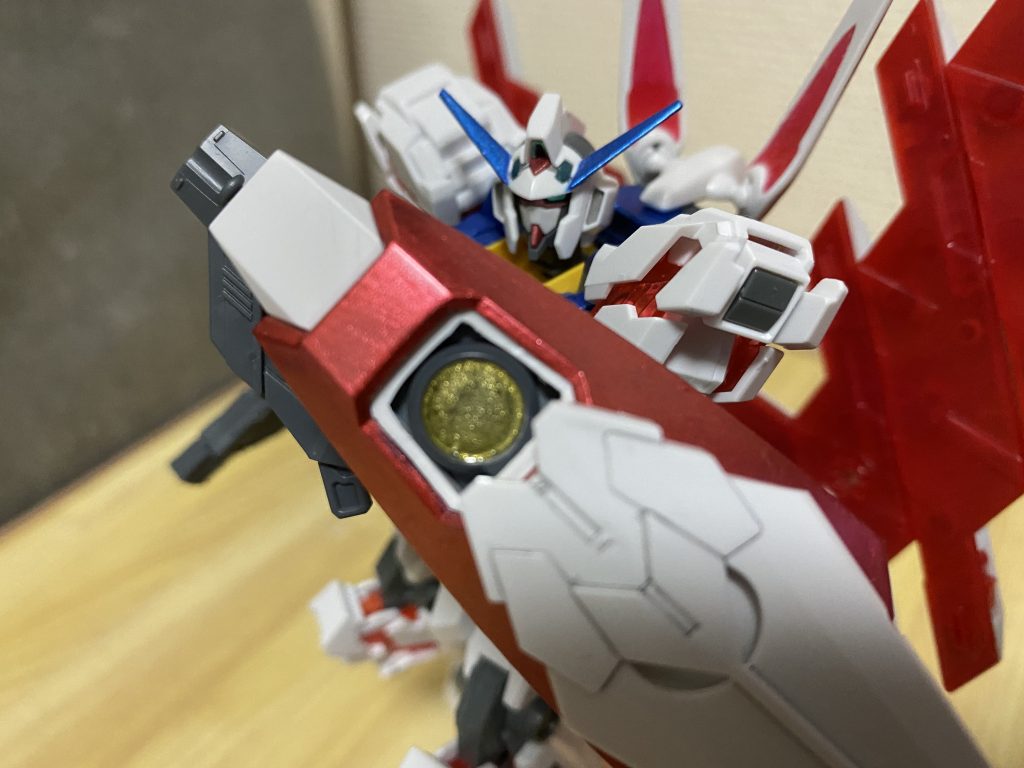 ビット展開モード、レギルス系の胞子ビットを射出。ビット発生装置はジャンクの関節パーツをシルバーで塗り、UVレジンを流し固めました。うさぎの耳と同じ作り方です。ビームエフェクトは気が向いたら作って写真差し替えます。