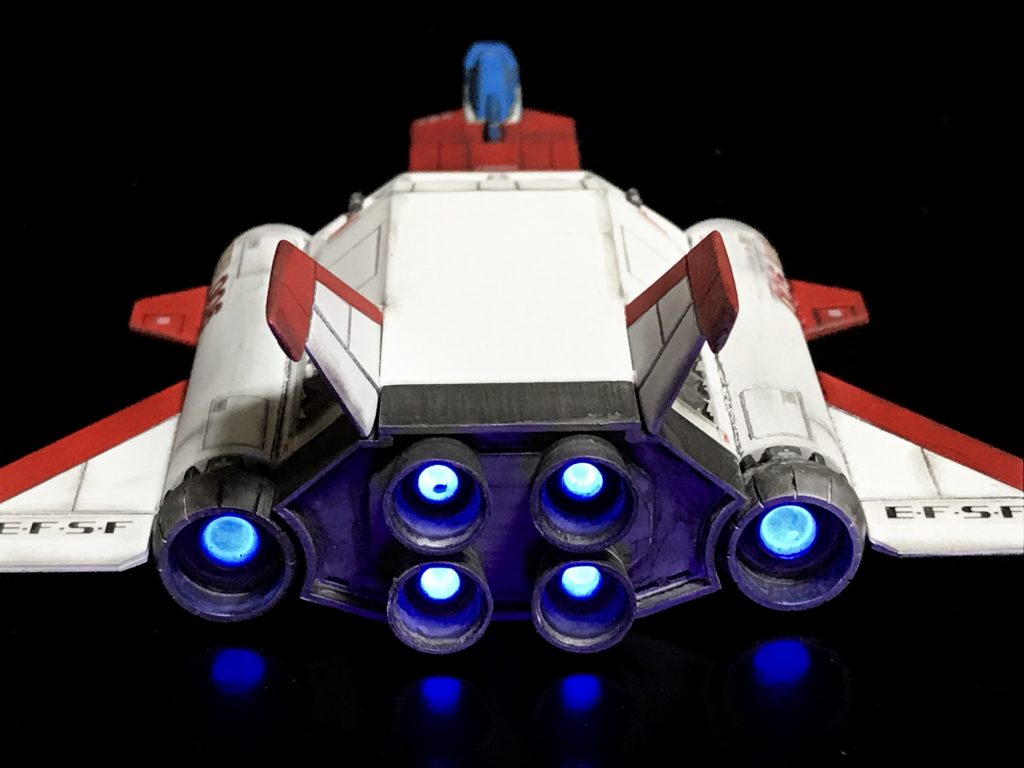 ブースターはブラックライトで光るようにしました(^^)