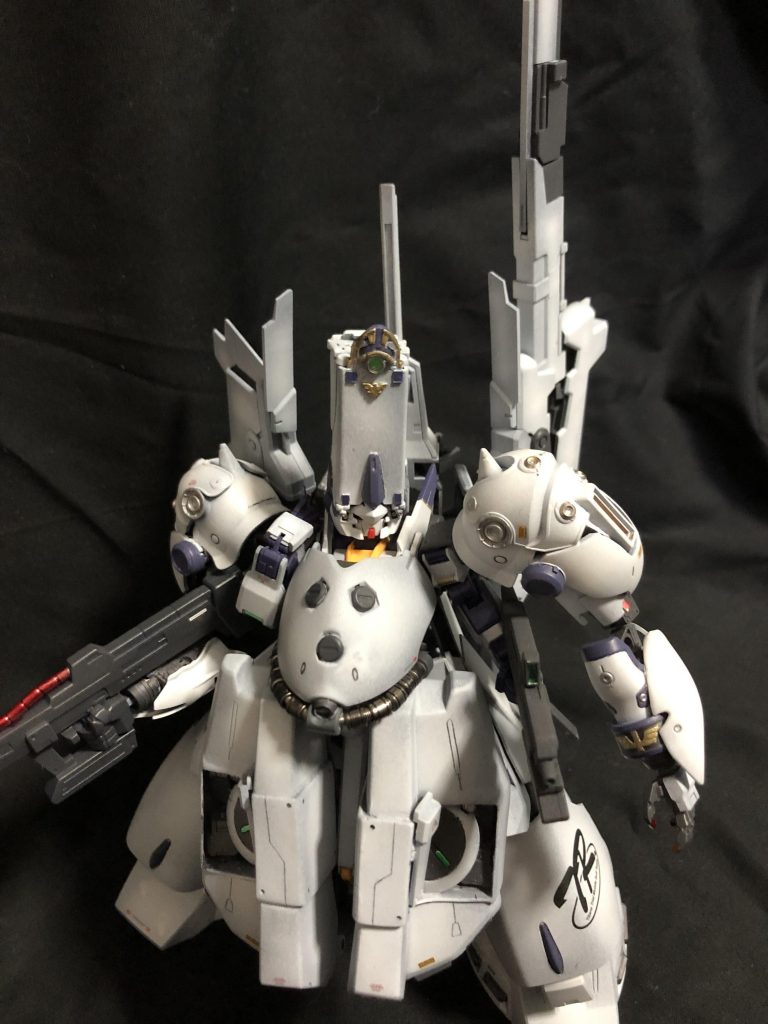 ウーンドウォート自体の腕に武器を懸架できたり