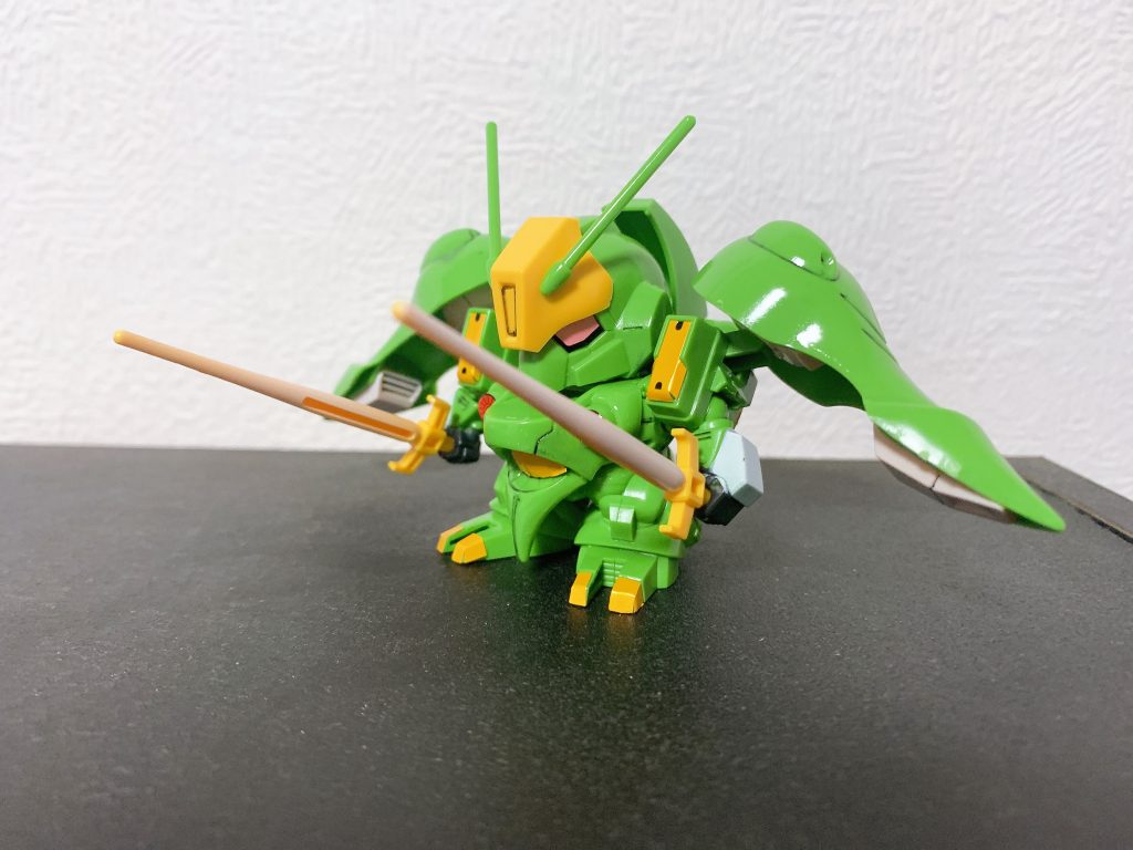 ステッカーもあえてそのままです。