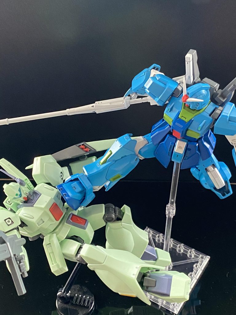 「戦場で動きを止めれば死ぬ事になるぞ！」