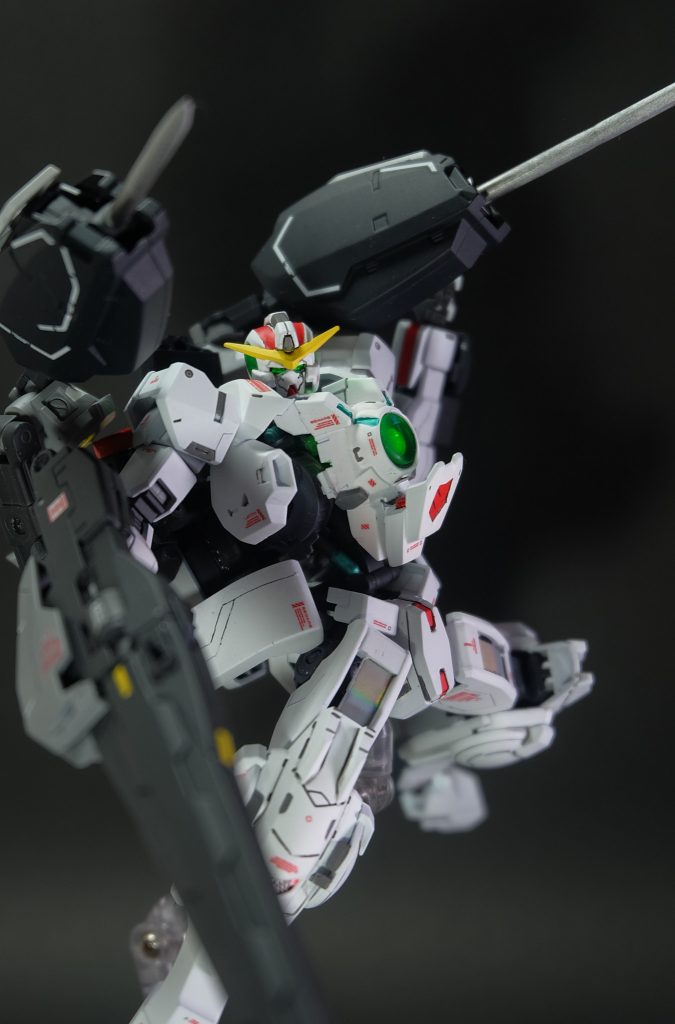 太もも部分にはハセガワのフィニッシュシートを使用しました。きれい。