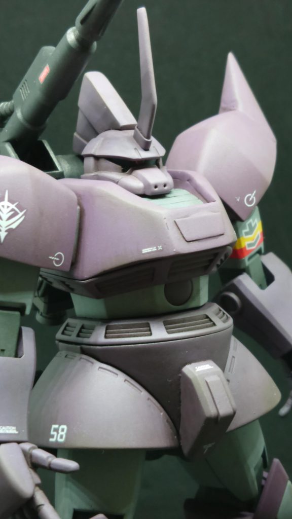 胸部はエポパテでボリュームアップふんどしパーツはジャンクパーツから