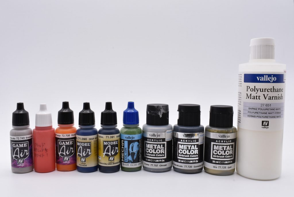 今回使用したファレホ塗料各種。