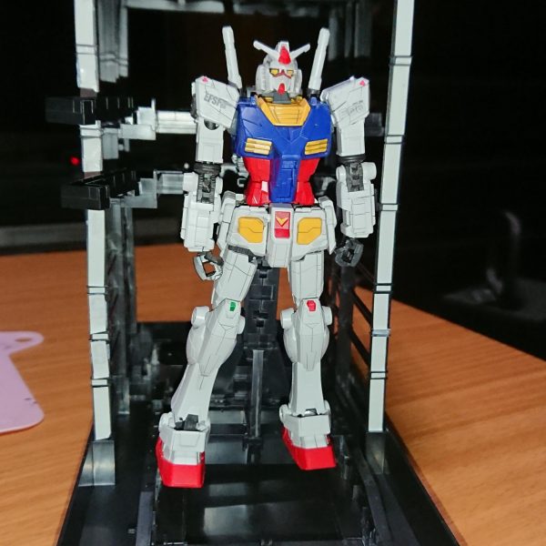 動くガンダム