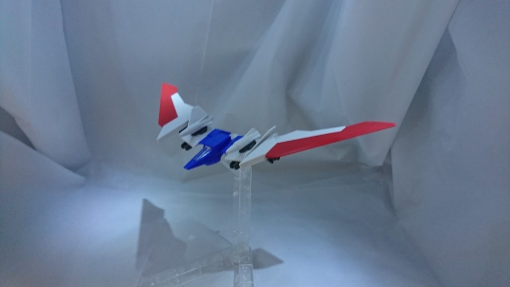 コア・ジェットAGE-FXのコア・ファイターにエアマスターのウイングを造設した戦闘機。しかし、通常のコア・ファイターに比べ、小回りが効かないのが難点。しかし、AIRFXにドッキングした際には機体側のジェネレーターと合わさり、機体主翼として大気圏内での飛行も可能とさせる。