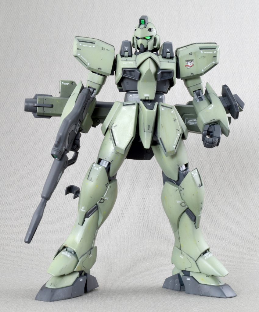 マーキングシールはキット付属のモノをそのまんま使用。水転写と比べて厚みがどうこう…とか言うても実際はそんなに気にならないですよねぇ。