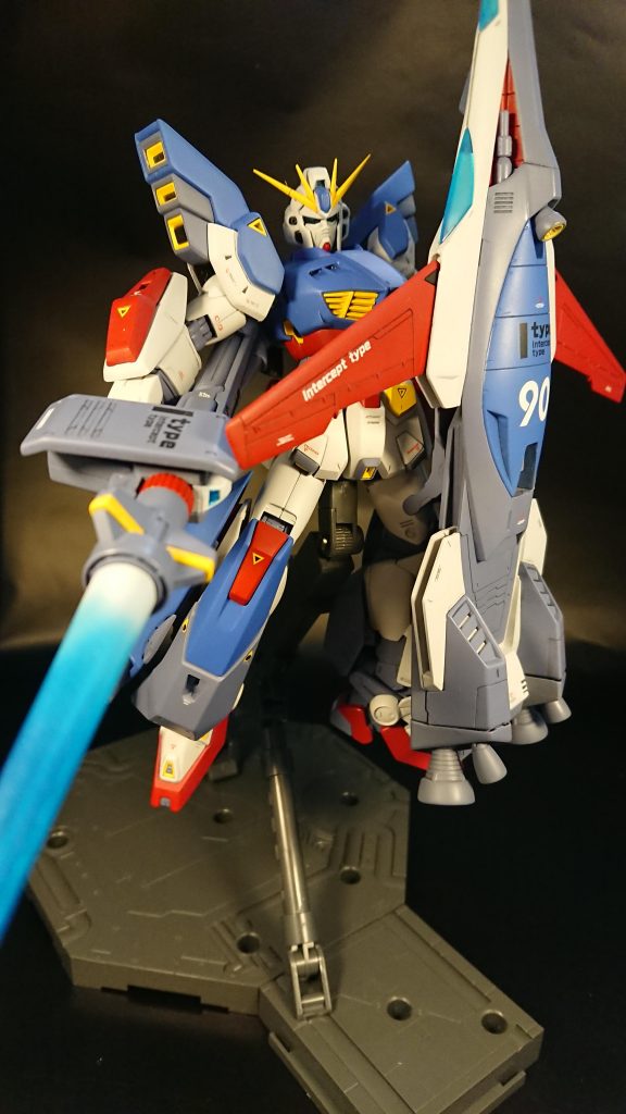 フライト・シールドに乗せて色んな角度から見る事で全然表情違うので、写真撮るの捗ります