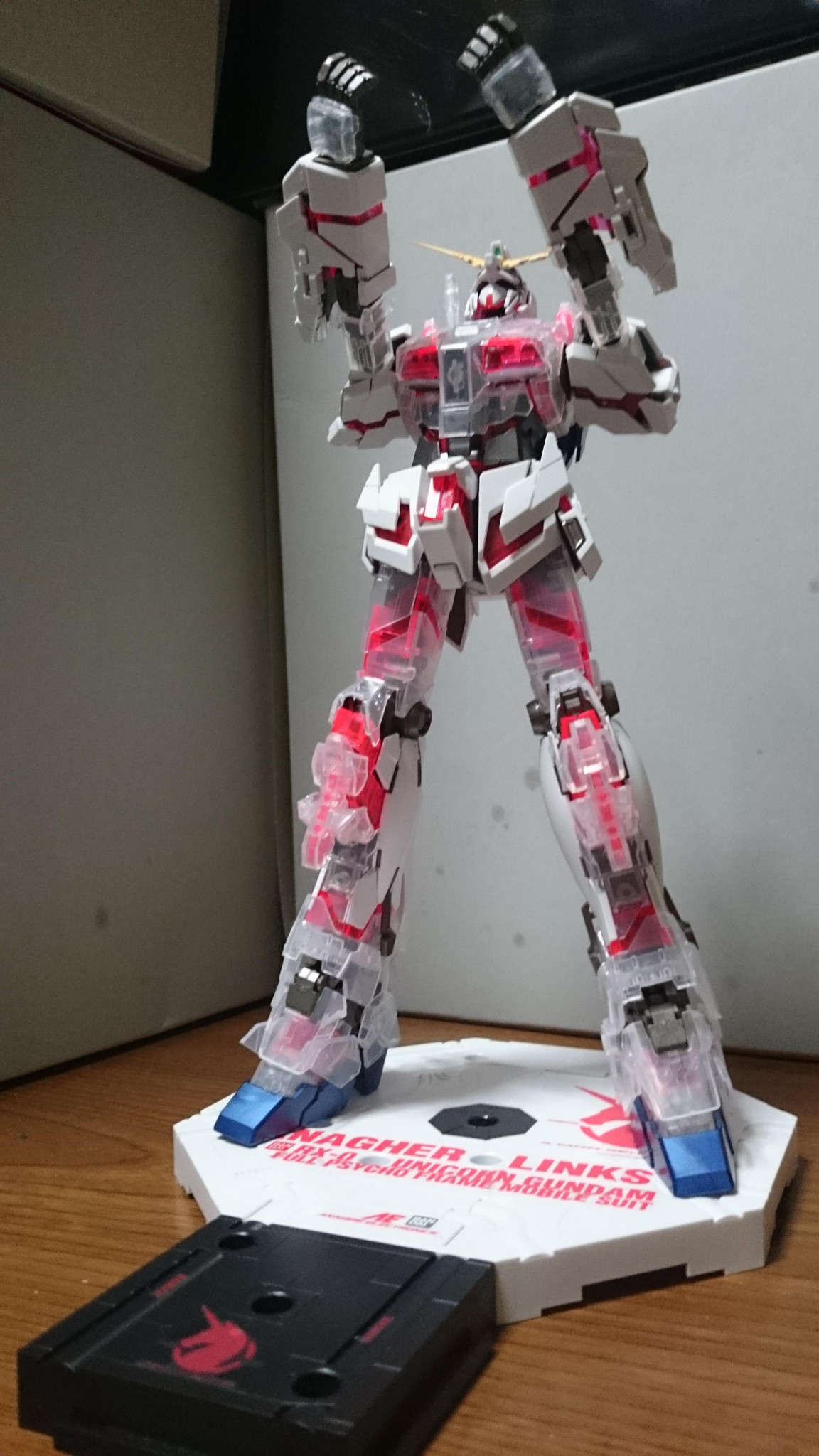 ソリッドクリア・MGユニコーン｜千和さんのガンプラ作品｜GUNSTA