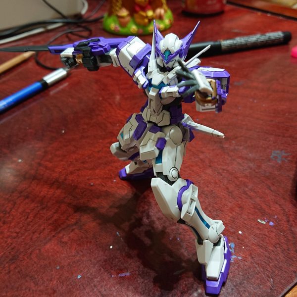 HGアストレア タイプX(クロス)