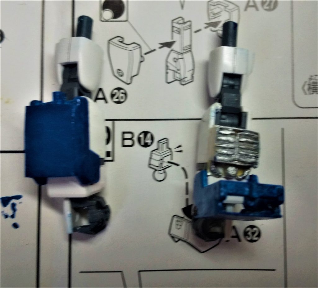 当初の予定だった、オリジナルのi・フィールドジェネレーターです。X3の腕を使うこてで、お蔵入りにしました。