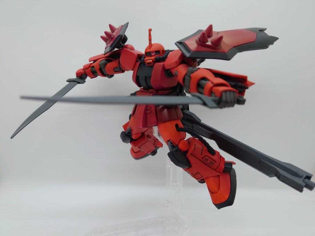 ●ヒート・サーベルグフのヒート・サーベルと同型のものを使用しています。未使用時はバックパックにマウントされています。