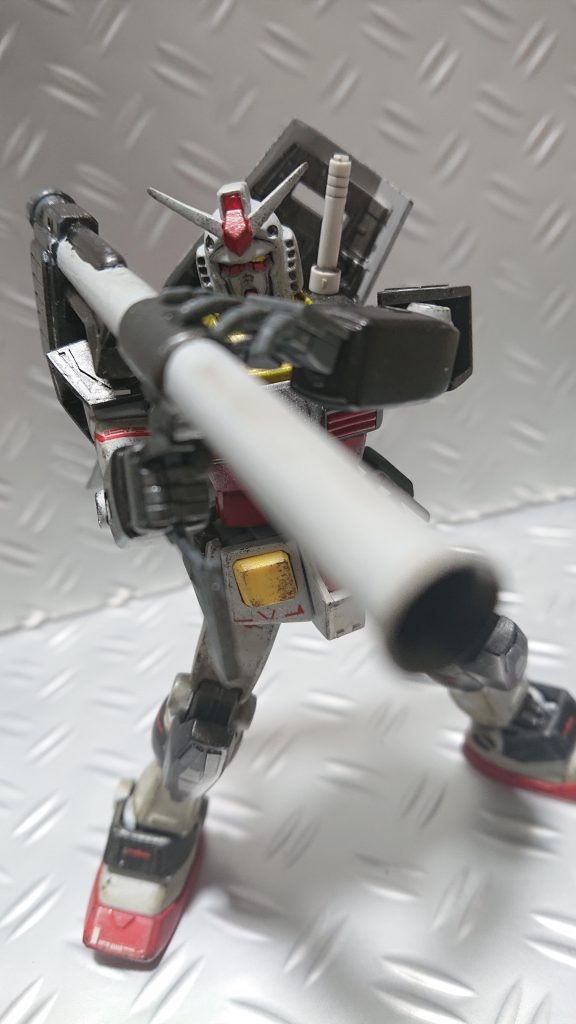 しっかりと遊んでくれてましたが、カーズ熱が再来。ガンダム熱が治まったので塗装しました。  