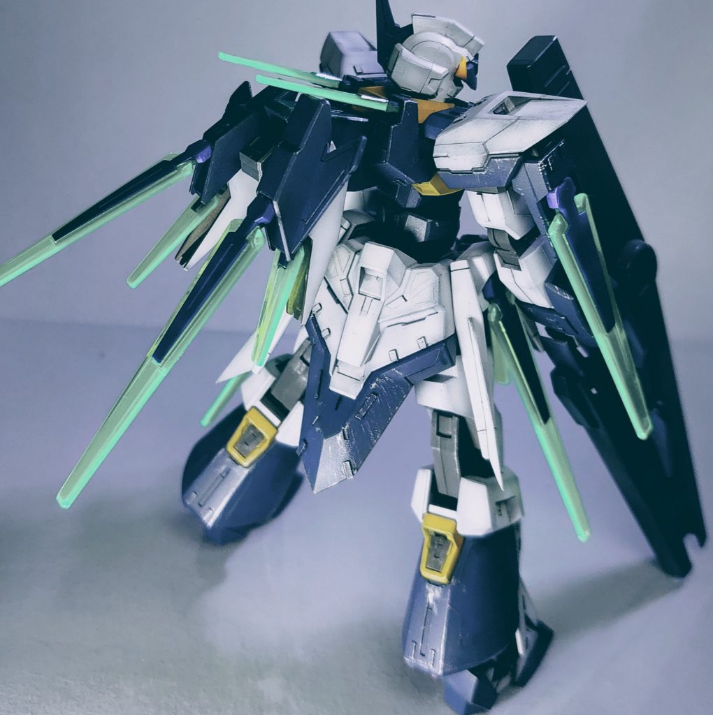 背中で語る背面でまずドライブラシを試したのでやり過ぎ感がある……