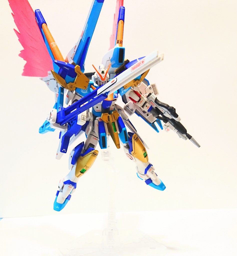 光の翼をつけるとアクションベース無しでは自立しづらい💧