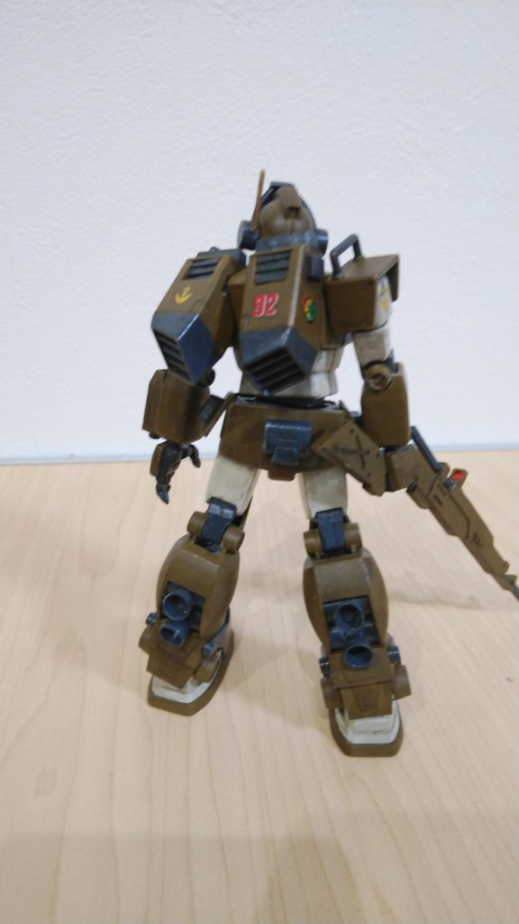 バックパックは分割して稼動化、偏向ノズル的な？ 