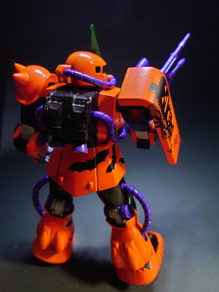 リアアーマーにはコウモリ