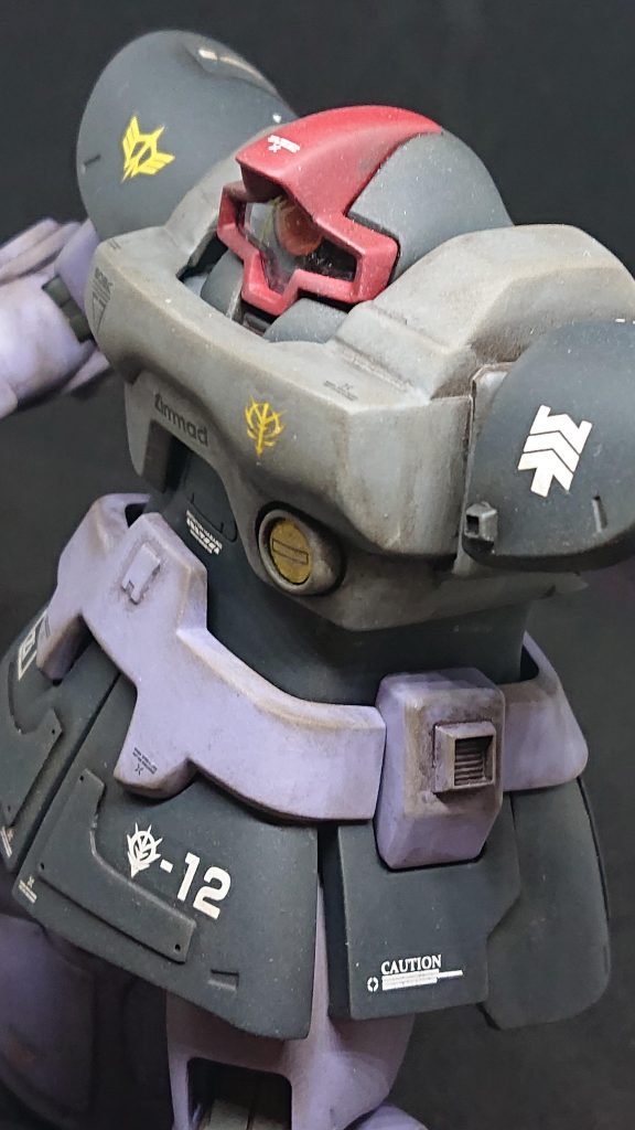 頭部が埋まった感じになってるでしょうか?