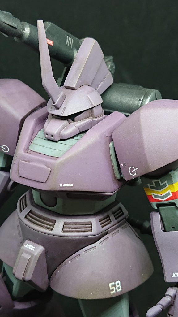 ノーマルヘッドはツノとトサカをプラ板で大型化