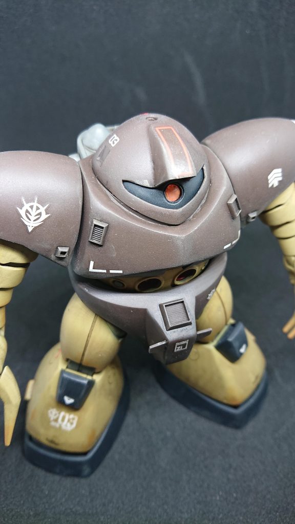 モノアイのヒサシも大型化