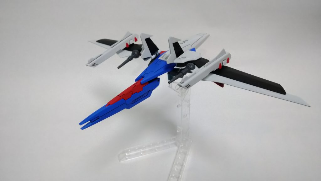 機体名:S-A1n ネクストエースストライカー以前のエースストライカーのバージョンアップ版。ノワールストライカーのウイングによりスピード飛行能力が上がっている。