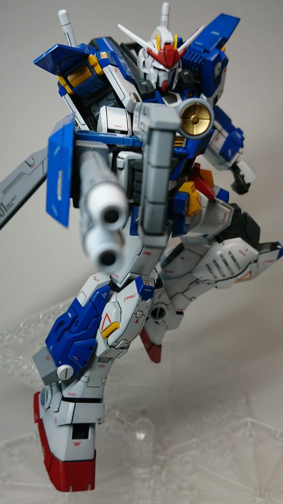 アクションポーズその1 二連ビームキャノンを構えて。
