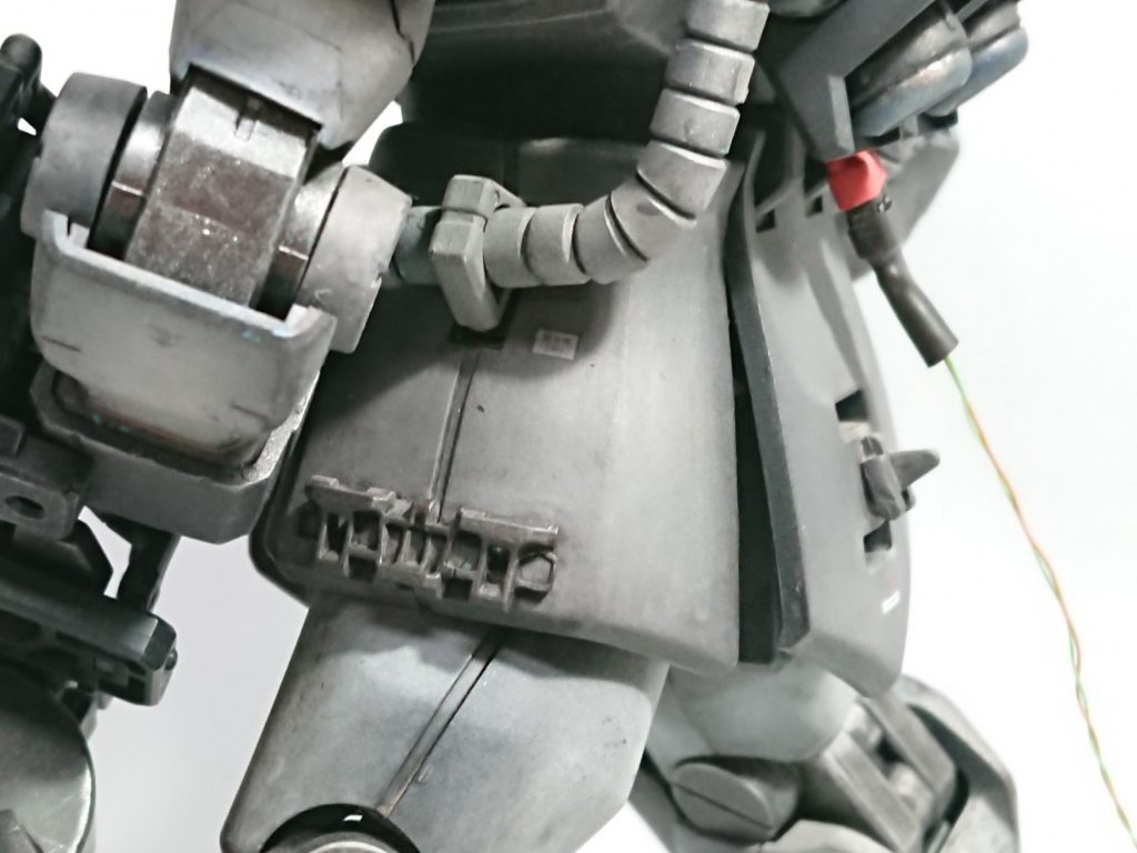 戦車プラモのキャタピラなどでドレスアップしました。