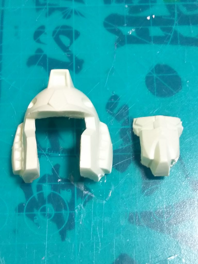 顔を切り離し。