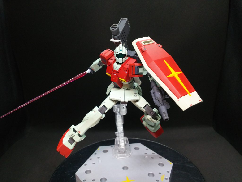 オリジン由来の優秀な可動域のお陰で普通のジムでもカッコよく見えます!