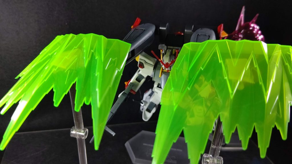 『消えろおおおお!』今回も「Figure-rise Effect バーストエフェクト(スペースピンク)」を使用!アルミューレ・リュミエールランサー再現にはオーラパーツを使用しました!