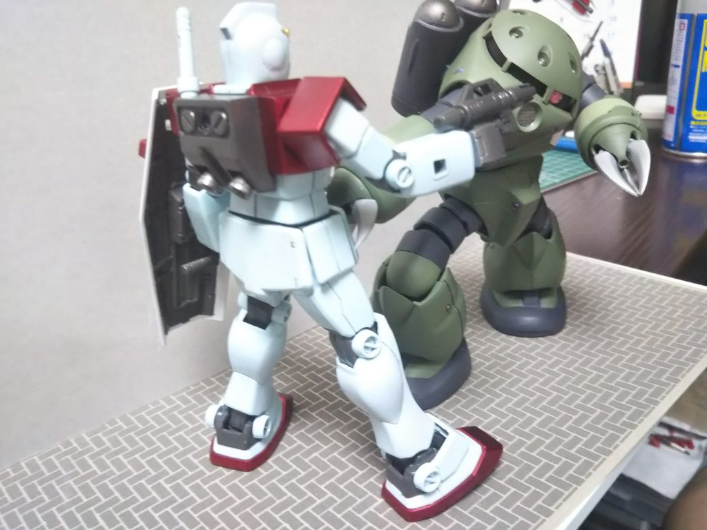 前回のズゴックさんで有名なあのシーン（ズゴック色が違う(-_-;)