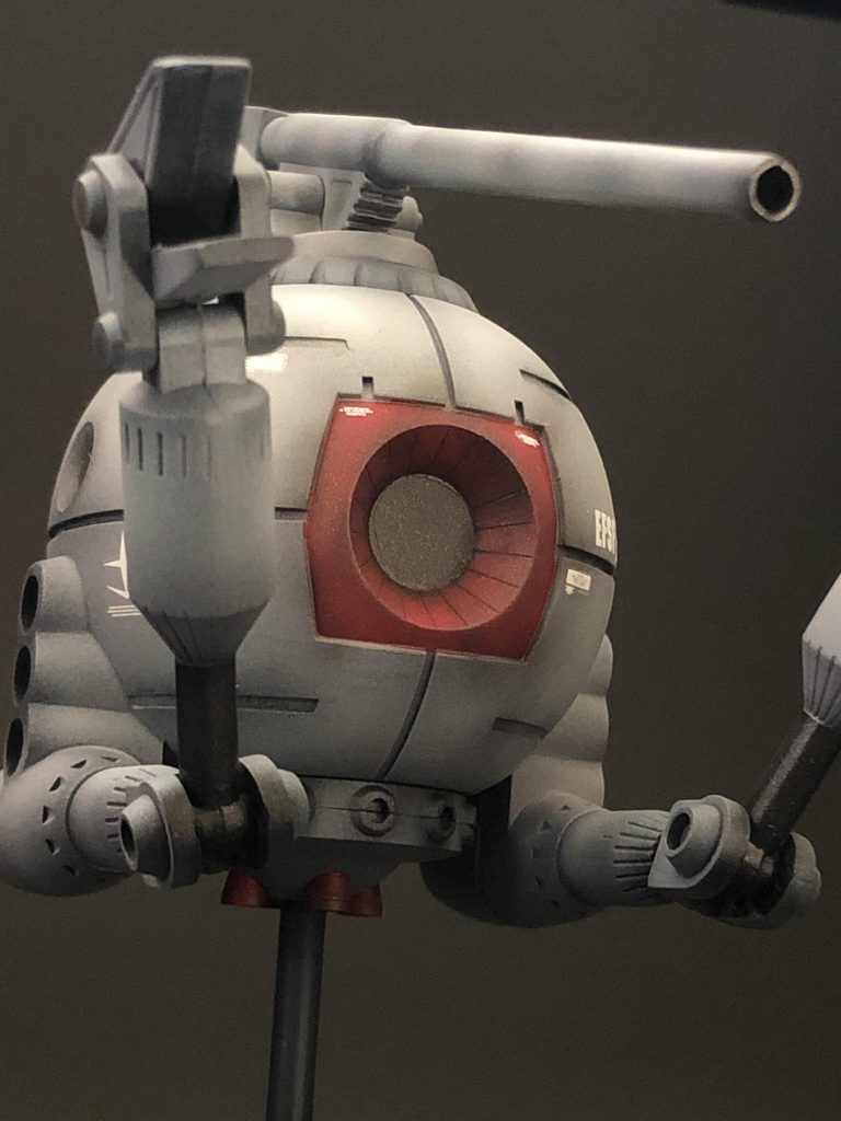 完璧なボールです。40年前の商品とは思えない！合わせ目が上手く消せてないのは、私のスキル不足ですね。残念。