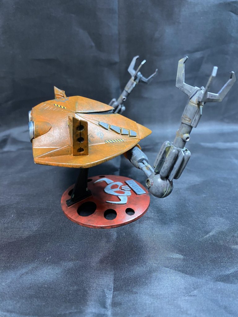 ミサイル発射筒は試験段階の為ハッチがついてます。