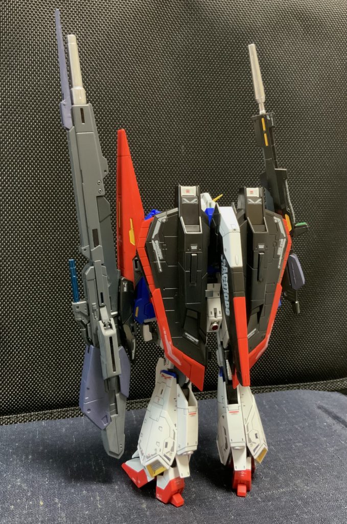 FXA-01 フライングアーマーには特に手を入れていません。神ヤス #8000 にて表面処理を少し施しただけ。墨入れも行っていないお手軽制作です😊