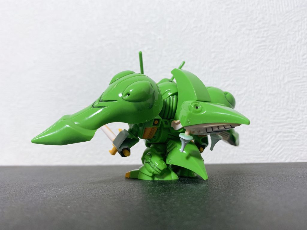 久しぶりにトップコート噴いたんですが、墨入れ後に噴いたんで、墨が滲んでしまいました😭別の意味での汚しなんだって脳内に言い聞かせます笑