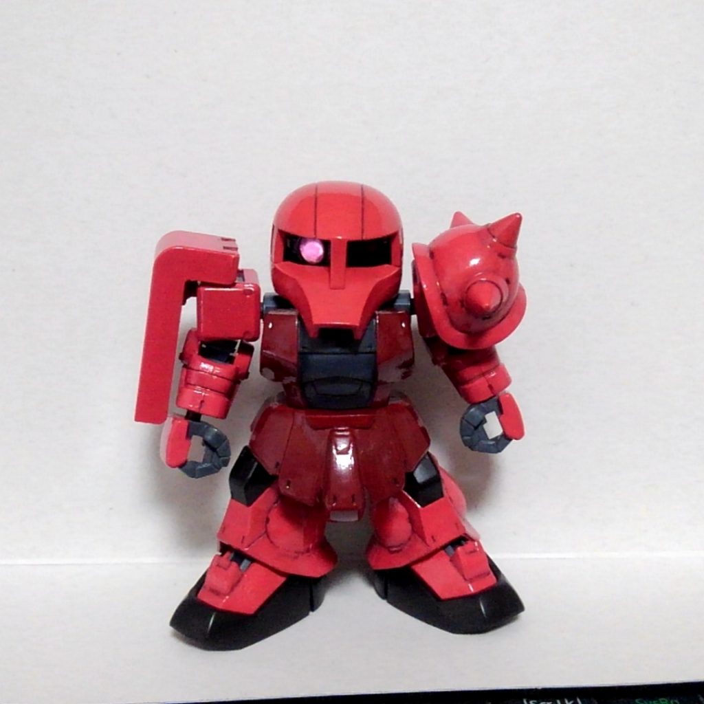 以下、カラーレシピです。・本体レッド部分:ピンク50%+レッド(赤)25%+シャインレッド25%・本体ダークレッド部分:あずき色(赤2号)90%程度+ブラック10%、マルーンを上塗り・バックパック:シャインレッド50%+レッド50%・胸部・バックパックスラスター:ニュートラルグレー70%程度+ジャーマングレー30%程度