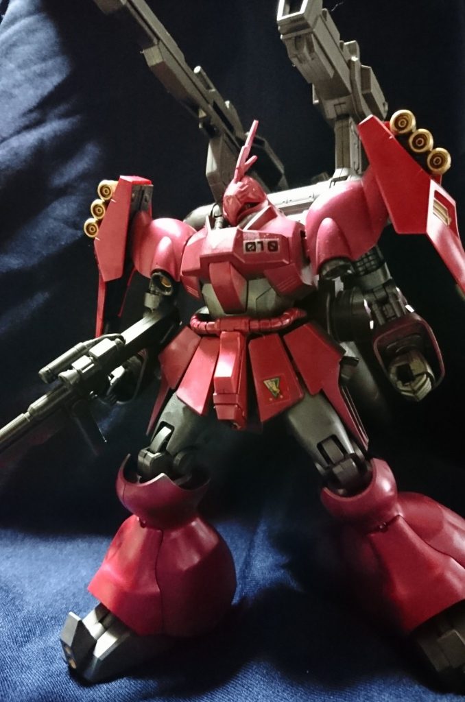 ＮＴじゃないのでファンネルは使えないのでビットは固定ビーム砲にサイコザクのプロペラント増量パックで行動時間を大幅に延長