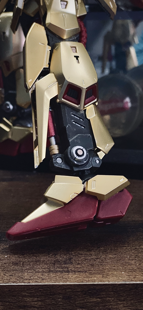 今回はフレーム部分も少し筆塗りしてみました！