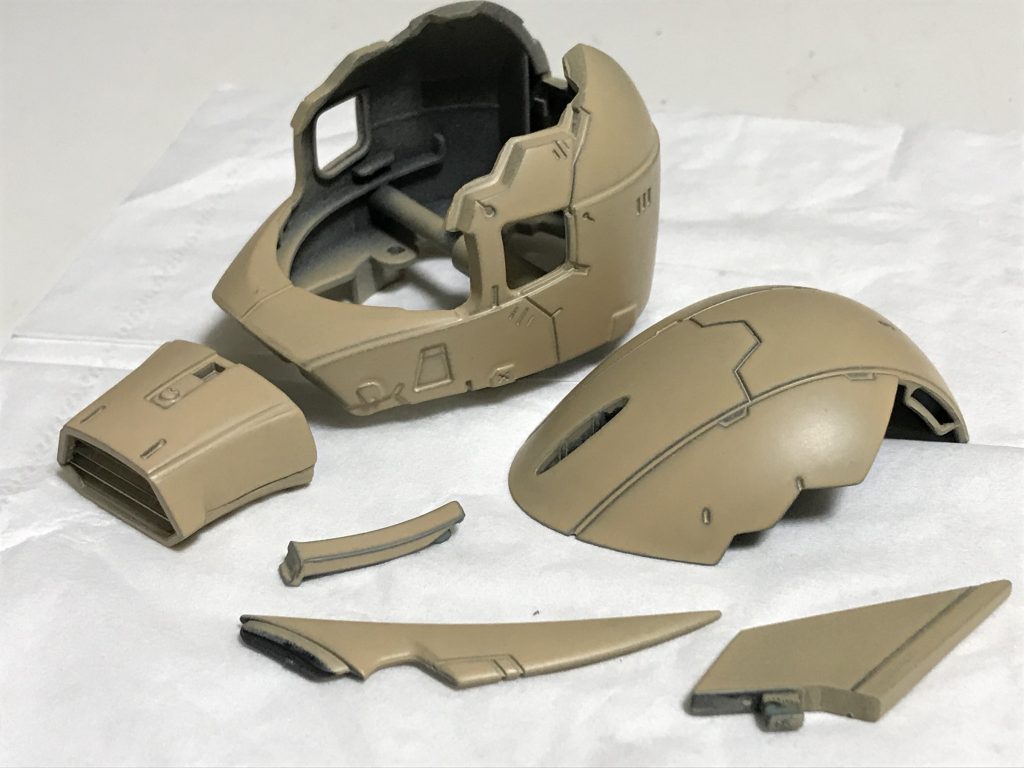 色はタン、缶スプレーです。