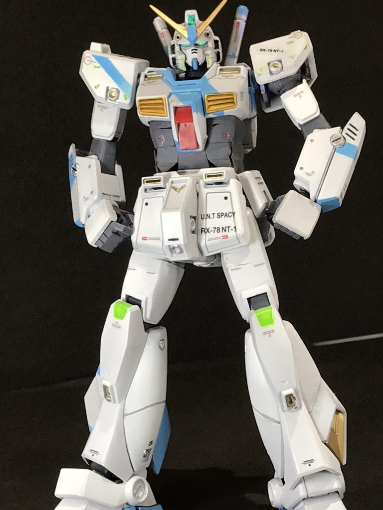 少し前にトリスタンが話題になりましたが、流用元のアレックスが古く、可動範囲は今見ると物足りなく感じますが、造形は好きなカトキハジメ氏のよさが出ていると思い、選びました。