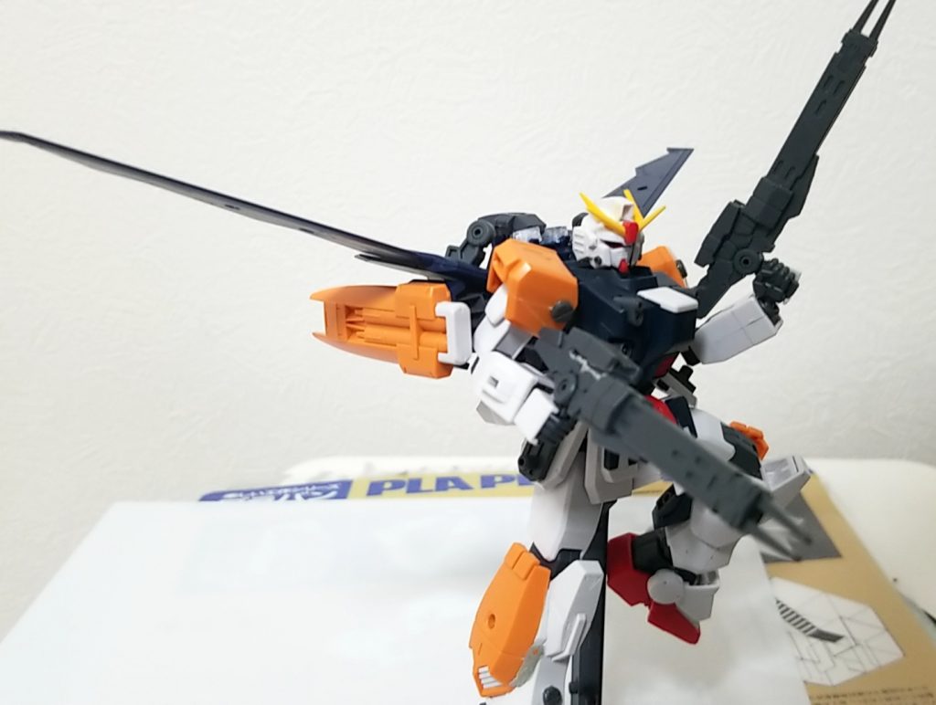 バックパックとビームライフルは30mmのアルトのやつを使用