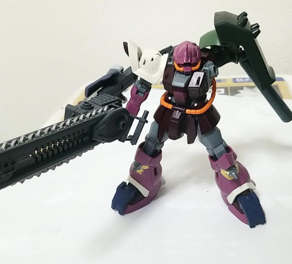 製作途中に肩部のパーツが損失仕方なく新しく作り直した