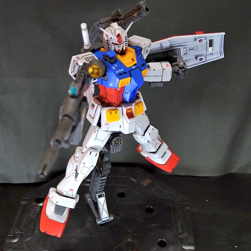 ライフル　ショルダーキャノンのセンサーはグリーンのシール貼り付け。