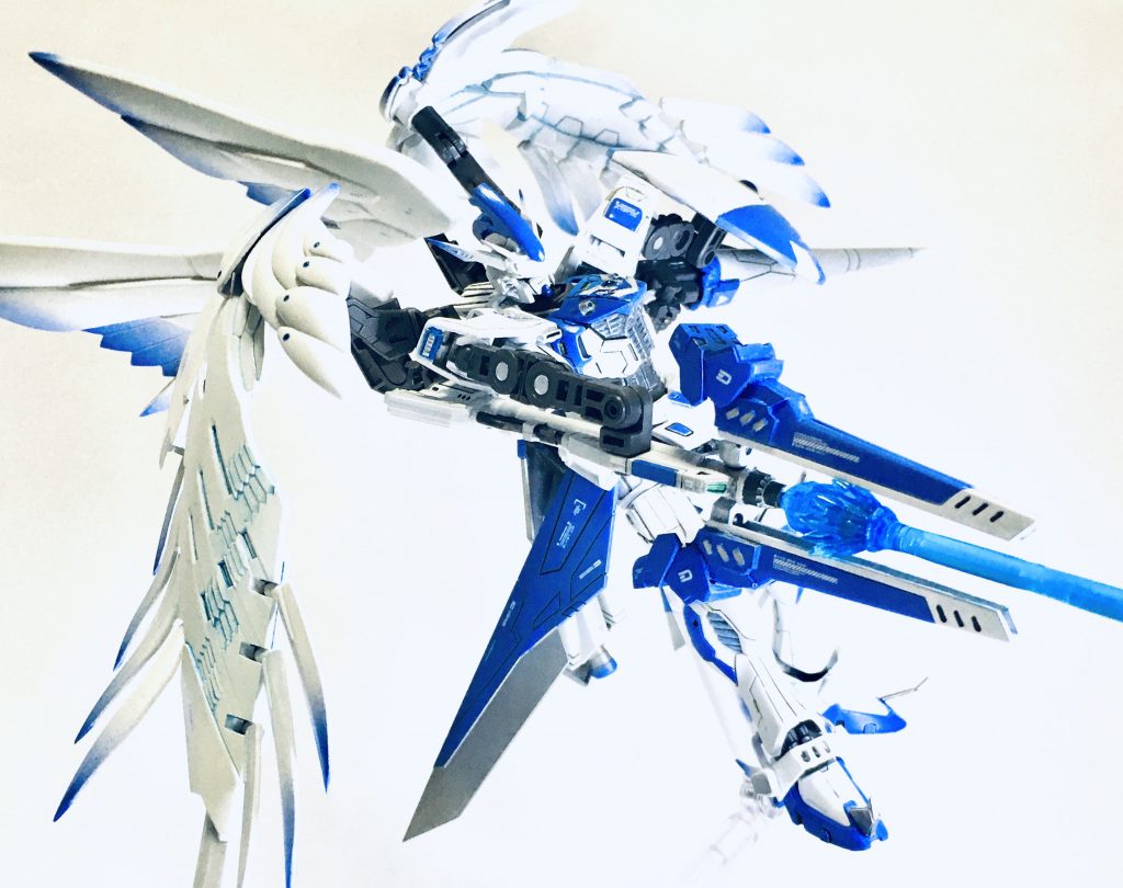 メガヴェスバー最大展開!砲身の部分をこのように展開することが可能となって大出力での発射も可能となっています